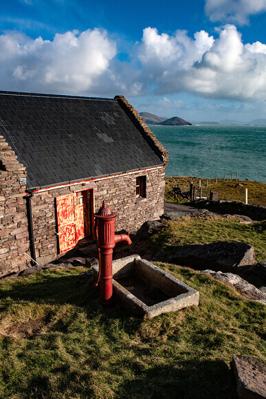 Kerry-Cottage-Well